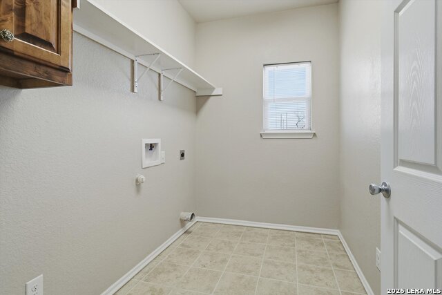 Image 32 of 43 For 14674 Silesia Dr