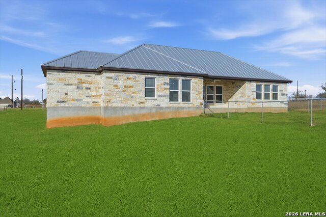 Image 8 of 43 For 14674 Silesia Dr