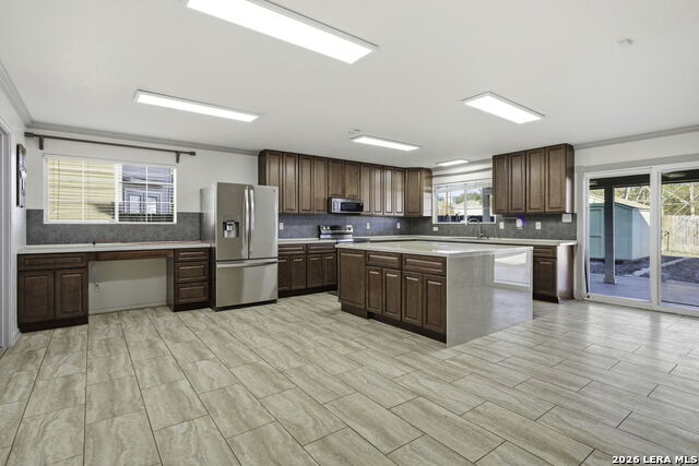 Image 4 of 32 For 414 Spruce Breeze