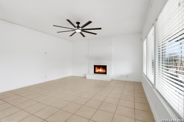 Image 17 of 35 For 602 Lightstone