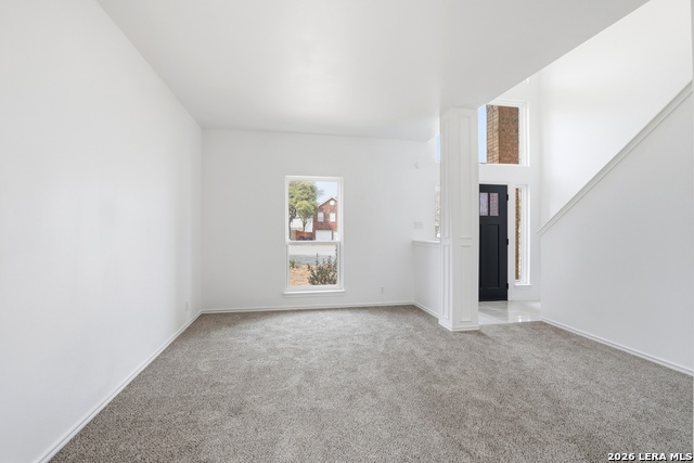 Image 9 of 35 For 602 Lightstone