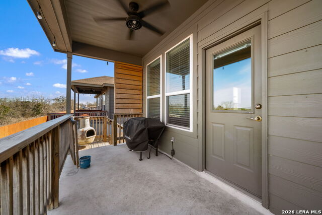 Listing photo id 17 for 610 Ridgehorn