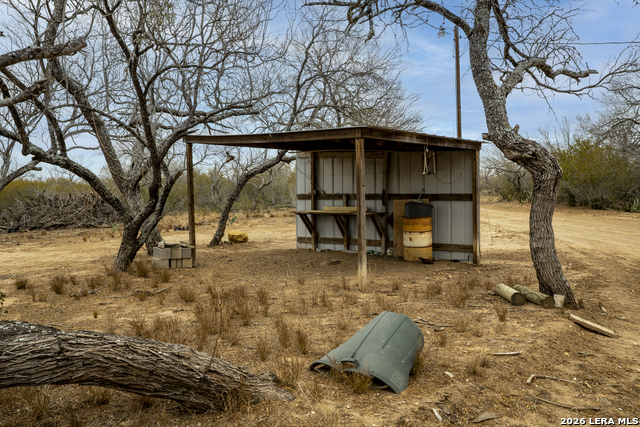 Listing photo id 6 for 2410 San Miguel Tract #2