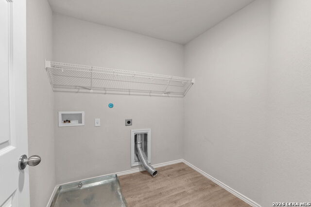 Image 25 of 29 For 3452 Redbud Grv