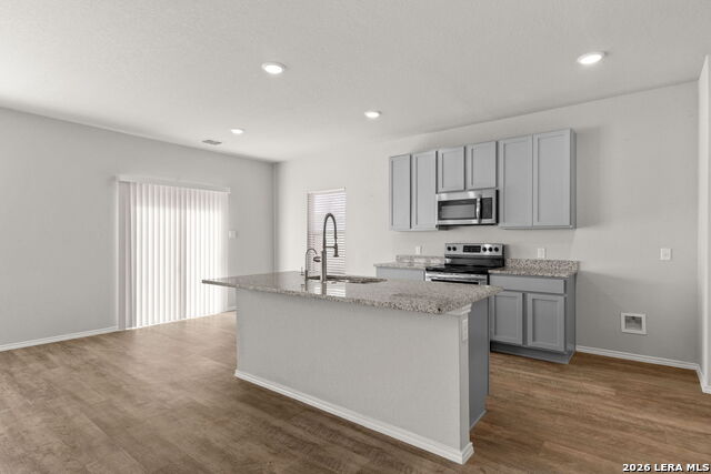 Image 4 of 29 For 3452 Redbud Grv