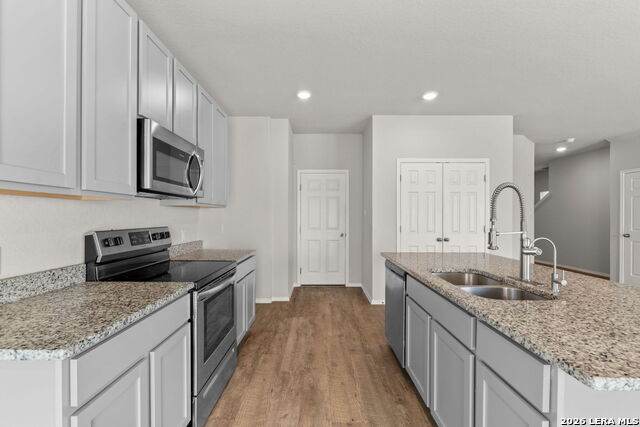 Image 9 of 29 For 3452 Redbud Grv