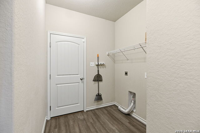 Image 14 of 29 For 217 Dove Hill