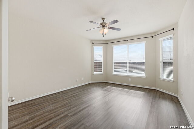 Image 15 of 29 For 217 Dove Hill