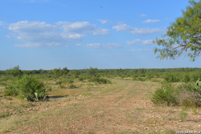 Image 17 of 28 For 00 Fm 140  