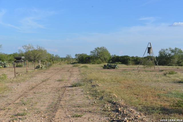 Image 21 of 28 For 00 Fm 140  