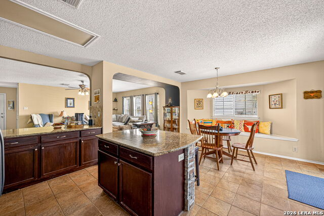 Listing photo id 13 for 10118 Sandbrook Hill