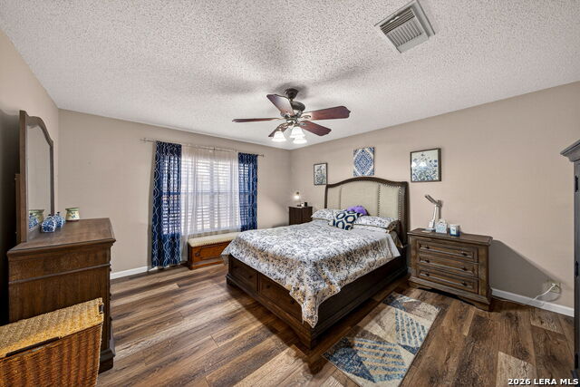 Listing photo id 14 for 10118 Sandbrook Hill