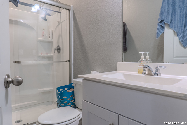 Image 24 of 32 For 5303 Flying Hooves