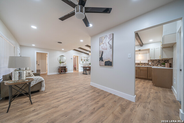 Image 12 of 33 For 11118 Dreamland