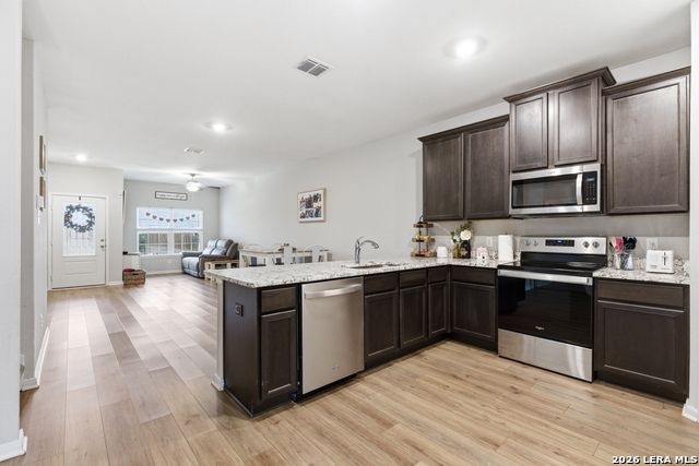 Image 10 of 26 For 9142 Canvas Run