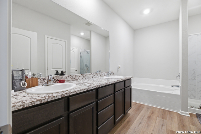 Image 13 of 26 For 9142 Canvas Run