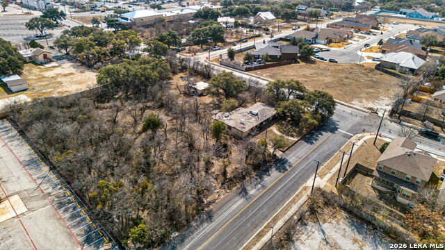 Image 4 of 20 For 5400 Thistle Dr