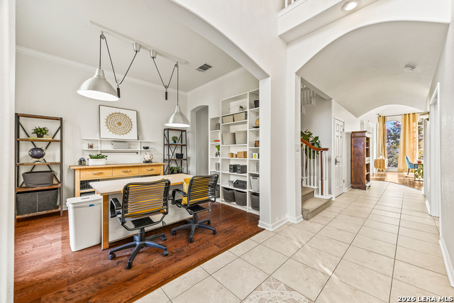 Image 7 of 48 For 1410 Grey Flint Cv