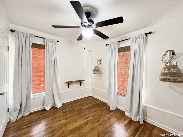 Image 21 of 32 For 2319 Burnet St