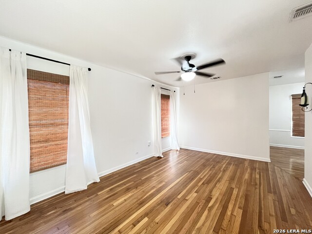 Image 7 of 32 For 2319 Burnet St