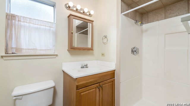 Image 14 of 16 For 4710 Casa Bello