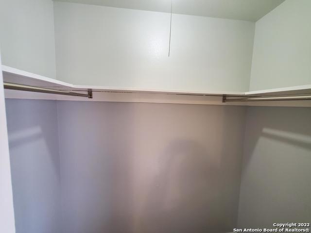 Image 16 of 19 For 911-y Vance Jackson Rd