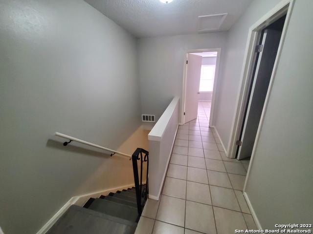 Image 7 of 19 For 911-y Vance Jackson Rd