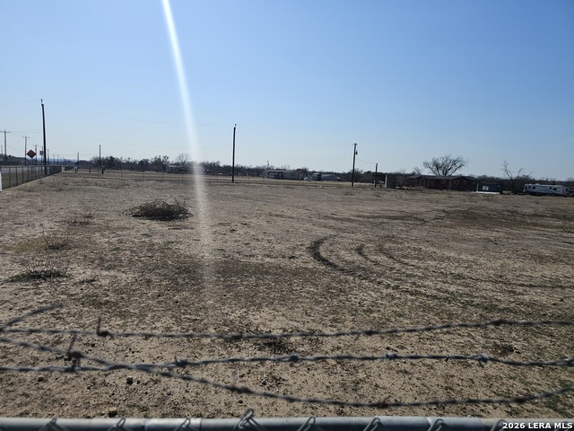 Image 5 of 6 For 13407 Lot #1 Henze #1