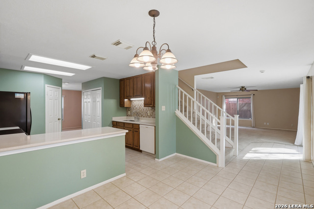 Image 12 of 38 For 15715 Wood Sorrel