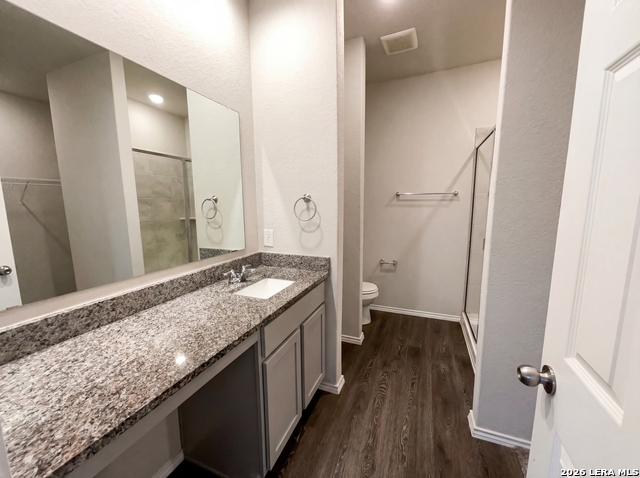 Image 11 of 17 For 431 Pleasanton Way