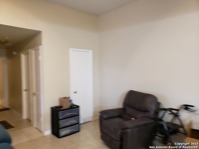 Image 4 of 15 For 12227 - 12229 Maverick Bluff