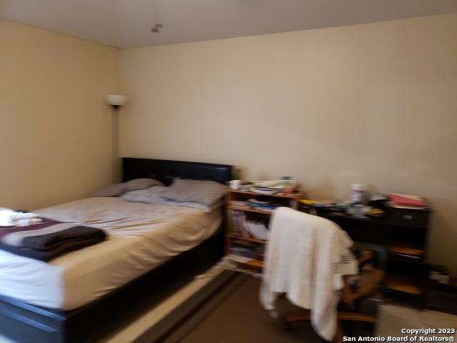 Image 9 of 15 For 12227 - 12229 Maverick Bluff