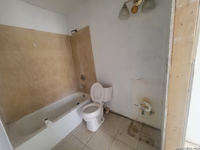 Image 11 of 17 For 2111 Rivas  