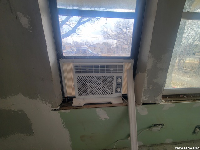 Image 8 of 17 For 2111 Rivas  