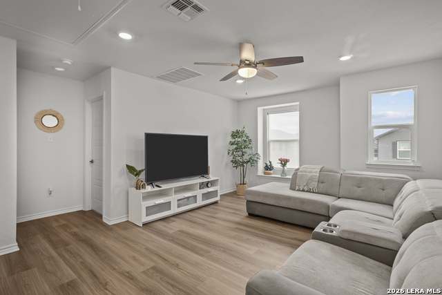 Image 15 of 33 For 14839 Vance Jackson #312  312