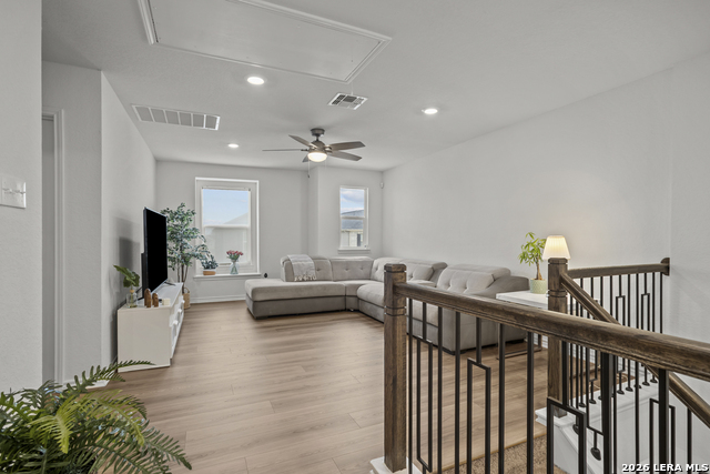 Image 17 of 33 For 14839 Vance Jackson #312  312