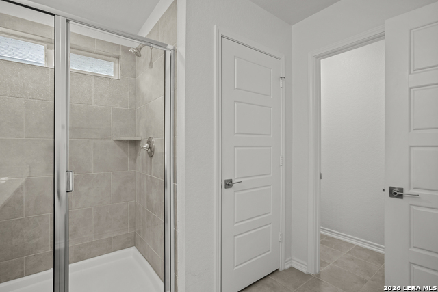 Image 22 of 33 For 14839 Vance Jackson #312  312