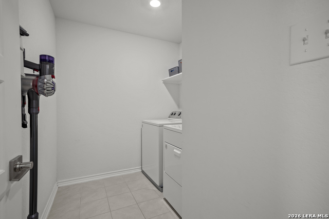 Image 30 of 33 For 14839 Vance Jackson #312  312