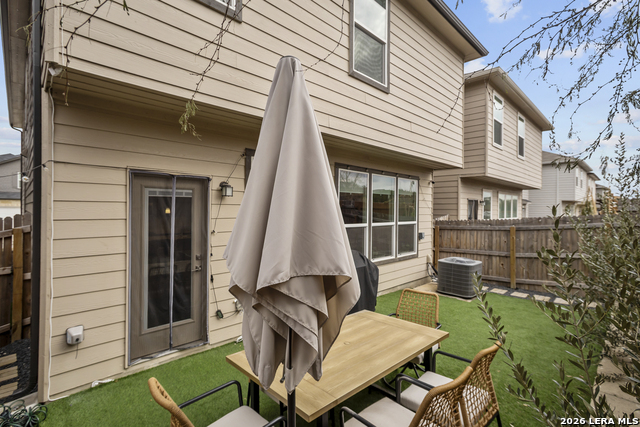 Image 32 of 33 For 14839 Vance Jackson #312  312