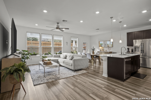 Image 6 of 33 For 14839 Vance Jackson #312  312