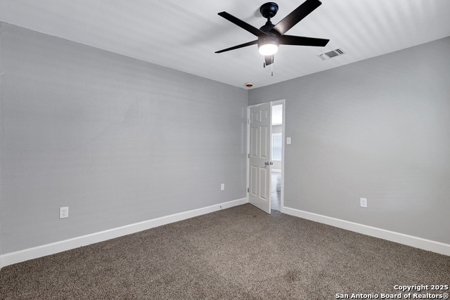 Image 20 of 34 For 1938 W Ashby Pl