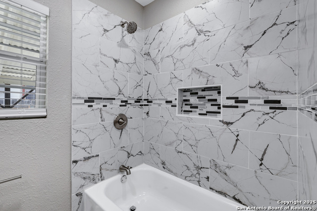 Image 22 of 34 For 1938 W Ashby Pl