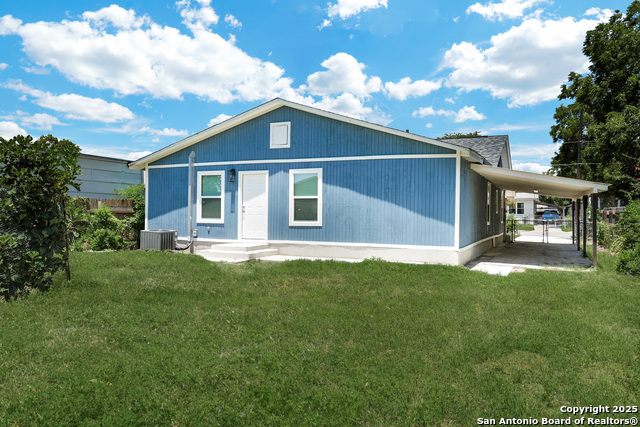 Image 30 of 34 For 1938 W Ashby Pl