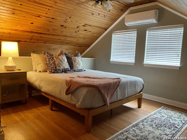 Image 12 of 40 For 3311 Texas Highway 55 N