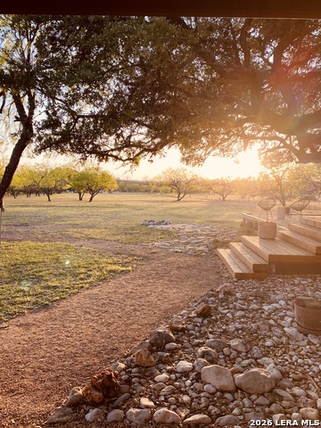 Image 14 of 40 For 3311 Texas Highway 55 N