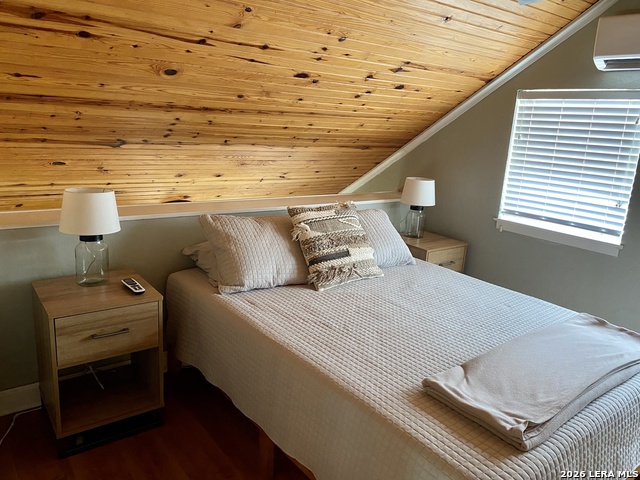 Image 26 of 40 For 3311 Texas Highway 55 N