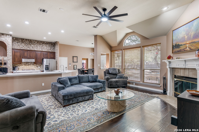 Image 7 of 36 For 26404 Grey Horse Run