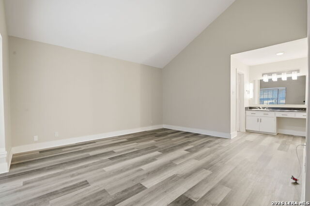 Image 14 of 26 For 3605 Hidden  B4