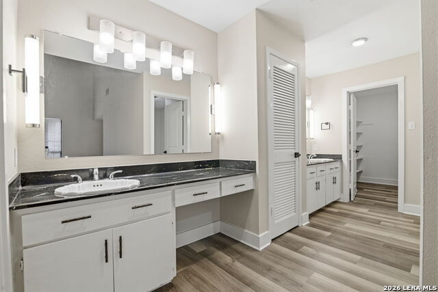 Image 15 of 26 For 3605 Hidden  B4