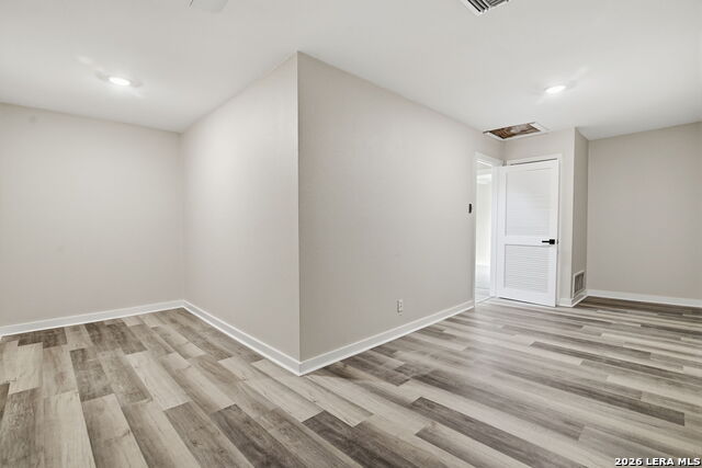 Image 21 of 26 For 3605 Hidden  B4